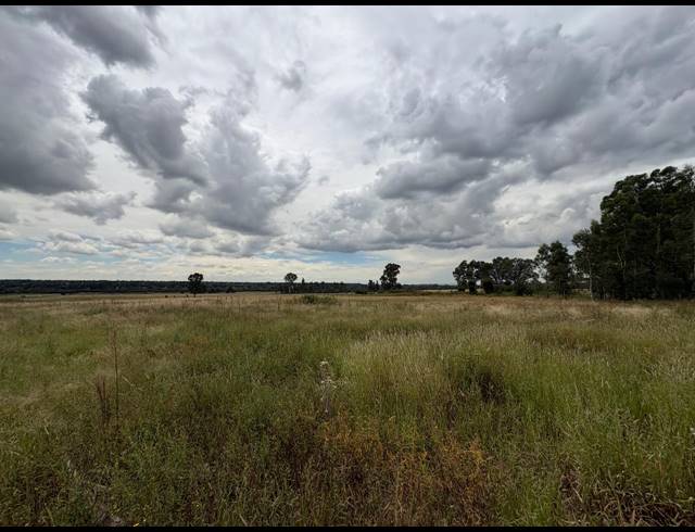 1,993M² VACANT LAND FOR SALE IN VAALPARK